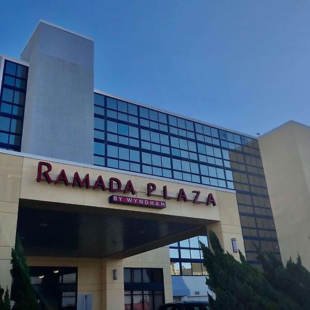 Ramada By Wyndham Virginia Beach Exterior foto
